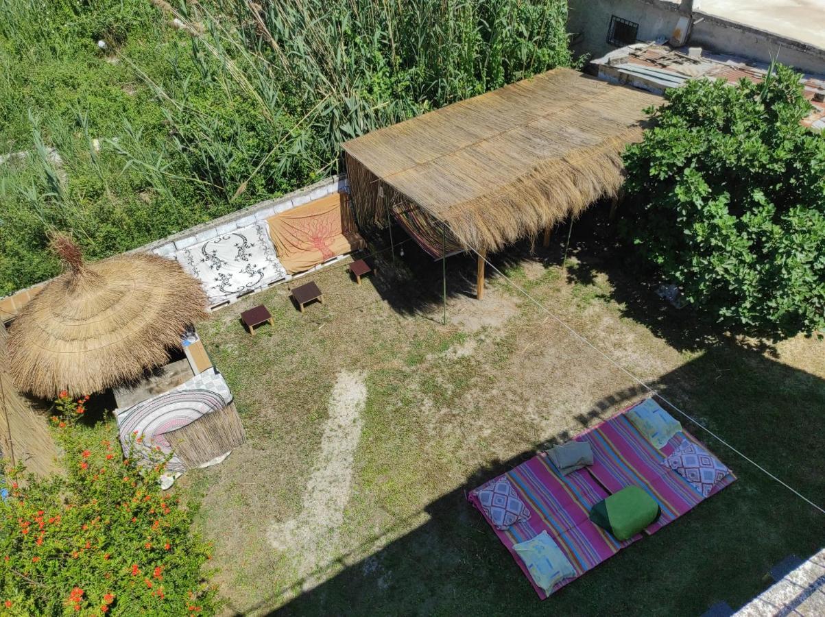 Pinegroove Hostel Vlora Exterior photo
