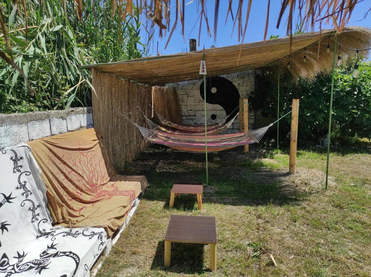 Pinegroove Hostel Vlora Exterior photo